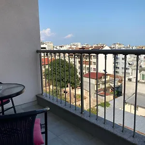https://studio-via-pontica.varna-hotels.com